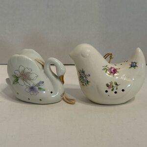 White Floral Ceramic Swan and Bird Pomander Sachet Ornaments - Decorative Pair